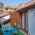 Luxury Penthouse Porta Romana Lägenhet
